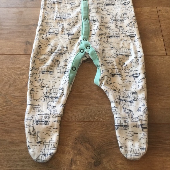 Onsie - Picture 3 of 5